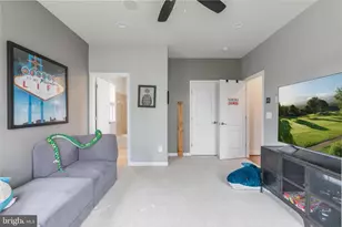 42018 Mill Quarter Pl, Ashburn, VA 20148 - Photo 49
