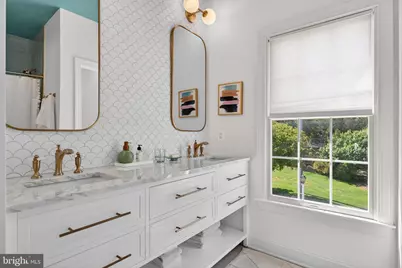 25301 Poland Road, Chantilly, VA 20152 - Photo 35