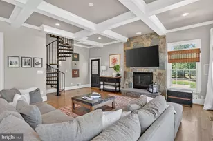 25301 Poland Rd, Chantilly, VA 20152 - Photo 25