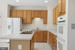 802 Ferndale Terrace NE, Leesburg, VA 20176 - Photo 13
