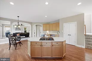 301 Shiloh Pl SE, Leesburg, VA 20175 - Photo 17