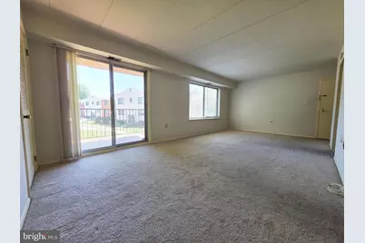 125 Clubhouse Drive SW #7, Leesburg, VA 20175 - Photo 5