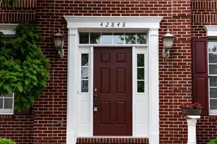 42848 Sidney Pl, Ashburn, VA 20148 - Photo 5