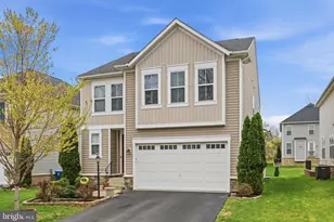 42029 Spruce Point Ct, Brambleton, VA 20148 - Photo 1