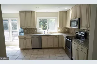 10854 Monticello Court, Great Falls, VA 22066 - Photo 13