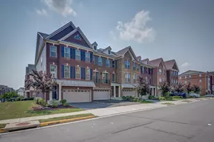 23480 Logans Ridge Terrace, Ashburn, VA 20148 - Photo 3