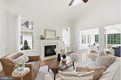 22909 N Brown Square, Ashburn, VA 20148 - Photo 19