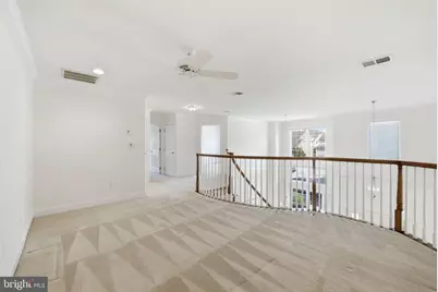 22909 N Brown Square, Ashburn, VA 20148 - Photo 33