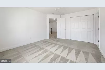 22909 N Brown Square, Ashburn, VA 20148 - Photo 37