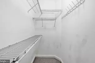 22909 N Brown Square, Ashburn, VA 20148 - Photo 31