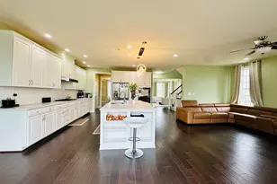22611 Windsor Locks Square, Ashburn, VA 20148 - Photo 3