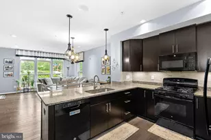 25284 Gray Poplar Terrace, Aldie, VA 20105 - Photo 15