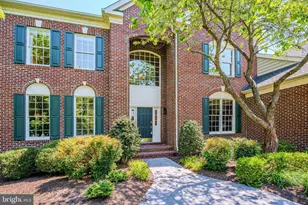 19590 Saratoga Springs Pl, Ashburn, VA 20147 - Photo 3