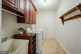 19590 Saratoga Springs Pl, Ashburn, VA 20147 - Photo 21