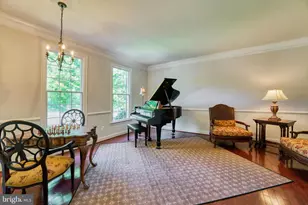19590 Saratoga Springs Pl, Ashburn, VA 20147 - Photo 5