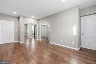 25209 Eisenhower Dr, Chantilly, VA 20152 - Photo 57