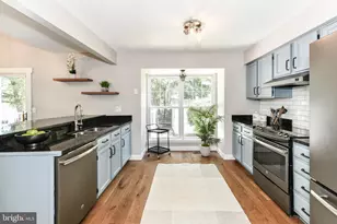 1 Glengyle Ln, Sterling, VA 20165 - Photo 15