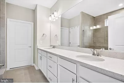 21717 Hawksbill High Circle, Sterling, VA 20164 - Photo 27