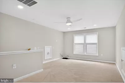 21717 Hawksbill High Circle, Sterling, VA 20164 - Photo 33