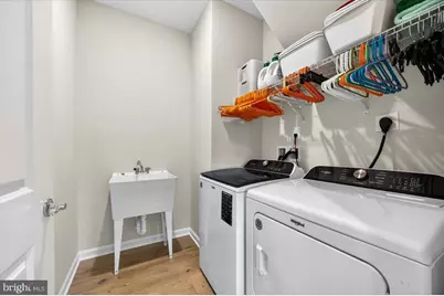 21717 Hawksbill High Circle, Sterling, VA 20164 - Photo 29