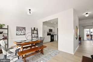 257 Golden Larch Terrace NE, Leesburg, VA 20176 - Photo 15