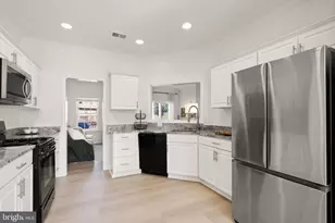 257 Golden Larch Terrace NE, Leesburg, VA 20176 - Photo 11