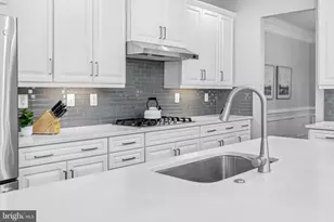 43233 Hattontown Woods Terrace, Ashburn, VA 20148 - Photo 19