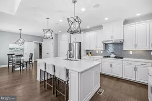 43233 Hattontown Woods Terrace, Ashburn, VA 20148 - Photo 17