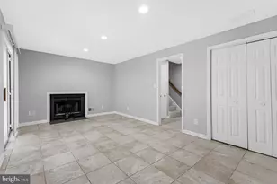 21676 Calamary Cir, Sterling, VA 20164 - Photo 33