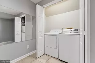 21676 Calamary Cir, Sterling, VA 20164 - Photo 39