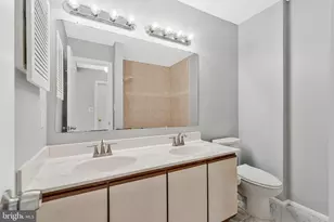 21676 Calamary Cir, Sterling, VA 20164 - Photo 25