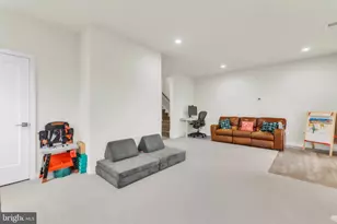 23575 Hopewell Manor Terrace, Ashburn, VA 20148 - Photo 13