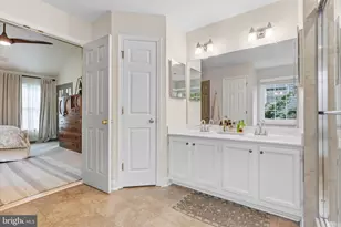42869 Nashua St, Ashburn, VA 20147 - Photo 27
