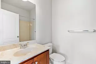 43247 Loudoun Reserve Dr, Ashburn, VA 20148 - Photo 7