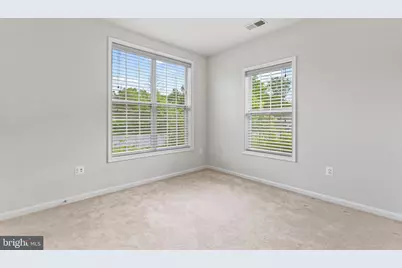43247 Loudoun Reserve Drive, Ashburn, VA 20148 - Photo 5