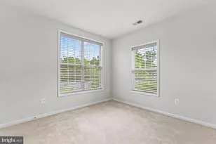 43247 Loudoun Reserve Dr, Ashburn, VA 20148 - Photo 5