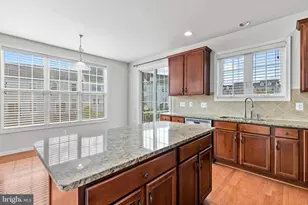 43247 Loudoun Reserve Dr, Ashburn, VA 20148 - Photo 19