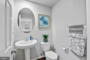 21077 Ashburn Heights Dr, Ashburn, VA 20148 - Photo 11