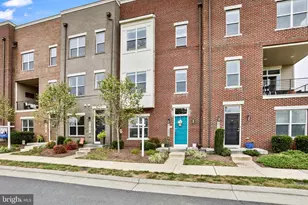 21077 Ashburn Heights Dr, Ashburn, VA 20148 - Photo 1