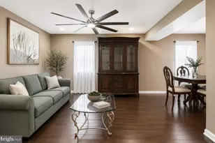 211 Keyes Ct, Sterling, VA 20164 - Photo 3