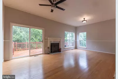 20283 Glenrobin Terrace, Ashburn, VA 20147 - Photo 7