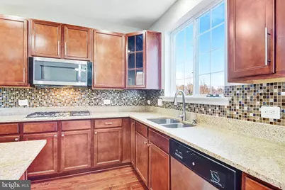 24803 Mason Dale Terrace, Chantilly, VA 20152 - Photo 9