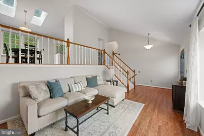 27 Brinks Court, Sterling, VA 20165 - Photo 3
