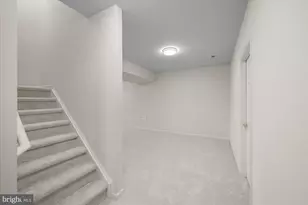 19988 Hazeltine Pl, Ashburn, VA 20147 - Photo 47