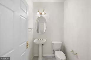 19988 Hazeltine Pl, Ashburn, VA 20147 - Photo 27
