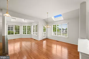 19988 Hazeltine Pl, Ashburn, VA 20147 - Photo 17