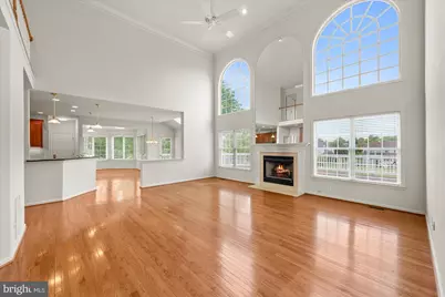 19988 Hazeltine Place, Ashburn, VA 20147 - Photo 13