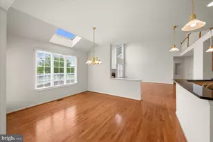19988 Hazeltine Pl, Ashburn, VA 20147 - Photo 19