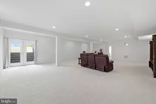 12104 Sunflower Field Pl, Lovettsville, VA 20180 - Photo 45