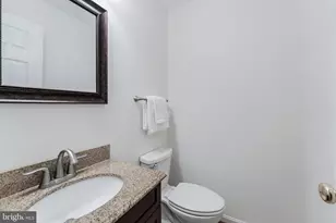 24 Newland Ct, Sterling, VA 20165 - Photo 21